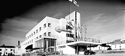 فندق بوهجانهوفي، روفانيمي، باولي إي. بلومستيدت، 1936 (تم تدميره عام 1944).