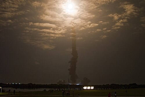 إطلاق مهمة ديسكفري STS-128، التي أوصلت المركبة الفضائية كولبير إلى محطة الفضاء الدولية