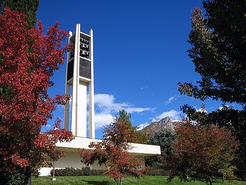 برج كاريلون المئوي لجامعة بريغام يونغ، بروفو، يوتا (1975)