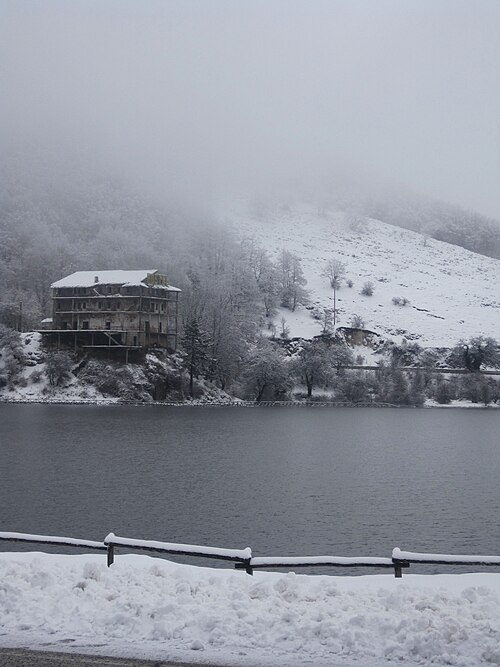 The old Hotel on the lake