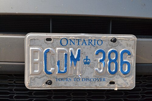 Example of early deterioration of a front Ontario licence plate.