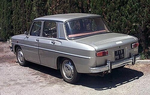 رينو آر 8