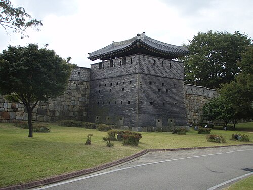 الشمال الغربي: Bukseo-GunTower 北西砲樓