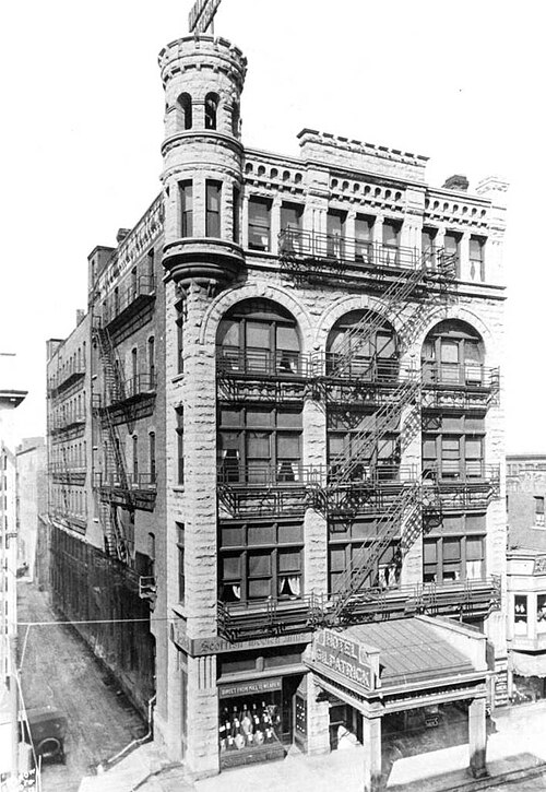صورة للفندق عام 1926