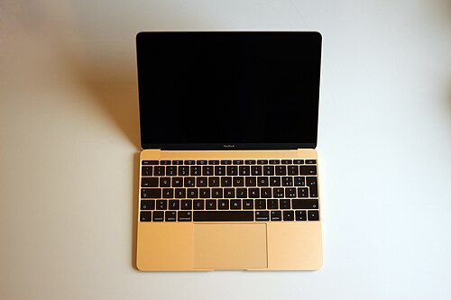 تم إطلاق جهاز MacBook Retina في 10 أبريل 2015