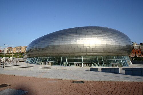 Palacio de Deportes في El Sardinero بجوار Campos de Sport de El Sardinero