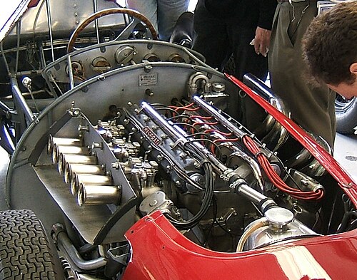 مازيراتي 250 F بمحرك سداسي الأسطوانات