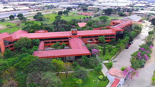 جامعة سانتا كروز دي لا سييرا الخاصة (UPSA)