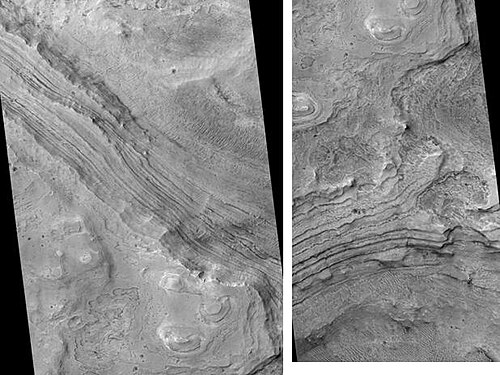 صورتان لطبقات ميلاس تشاسما، كما التقطتها كاميرا HiRISE. تقع الصورة اليسرى شمال الصورة اليمنى. الصورتان ليستا بنفس المقياس. انقر على الصورة للاطلاع على تفاصيل الطبقات.