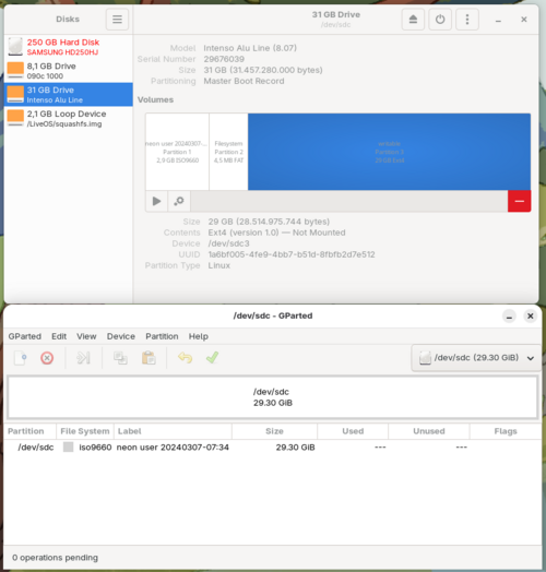 يعرض برنامجا GParted و gnome-disks القرص b