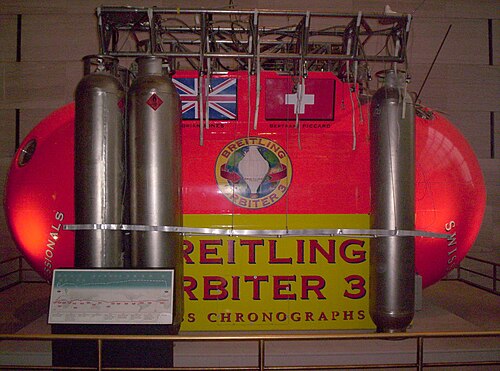 Breitling Orbiter 3، أول رحلة بالون حول الأرض بدون توقف (1999).