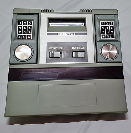 بانداي سوبر فيجن 8000 (صدر عام 1979)