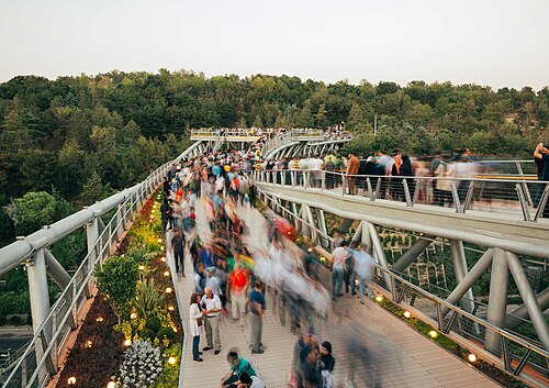 جسر الطبيعة، طهران