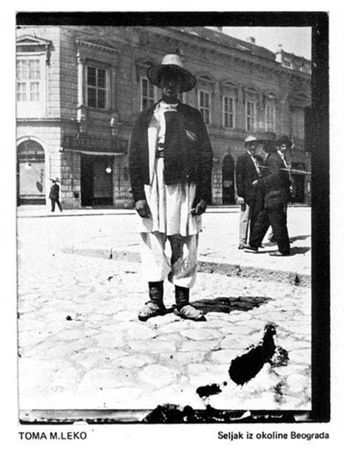 زي الفلاحين، بلغراد، حوالي عام 1901.