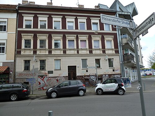 آخر مقر إقامة لغونتر ليتفين في برلين الشرقية، Heinersdorfer Straße 32، Weißensee، منظر أمامي