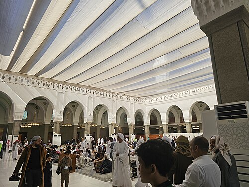 فناء داخلي
