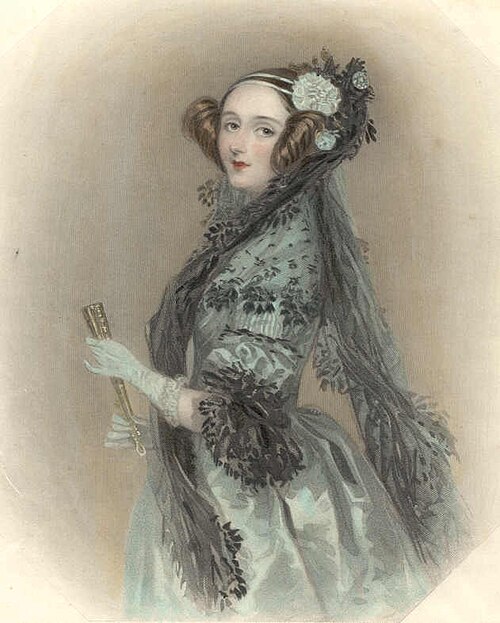 صورة رسمية لامرأة واقفة