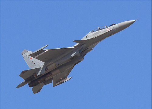 طائرة سوخوي سو-30 إم كي آي تابعة لسلاح الجو الهندي في معرض إيرو إنديا 2007