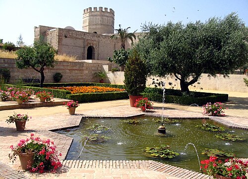 حديقة قصر خيريز