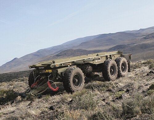 مقطورة M1076 PLS من إنتاج شركة أوشكوش