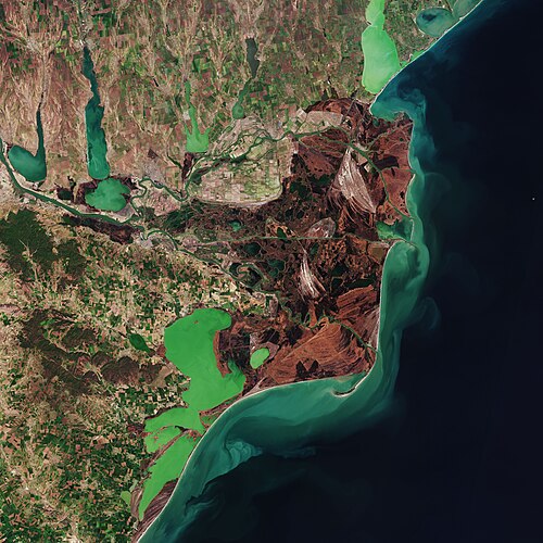 حيث يلتقي نهر الدانوب بالبحر الأسود (صورة من القمر الصناعي Sentinel-2 التابع لوكالة الفضاء الأوروبية)