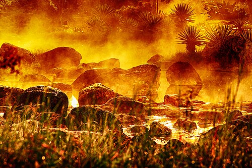 ينابيع المياه الساخنة في منتزه تشاي سون الوطني
