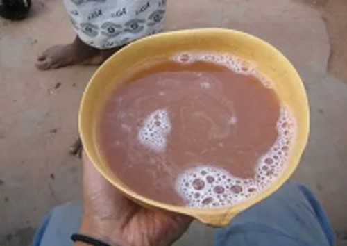 بوروكوتو، بيرة محلية الصنع باستخدام ذرة غينيا في نيجيريا