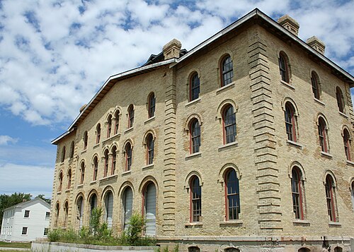 فندق دوسمان