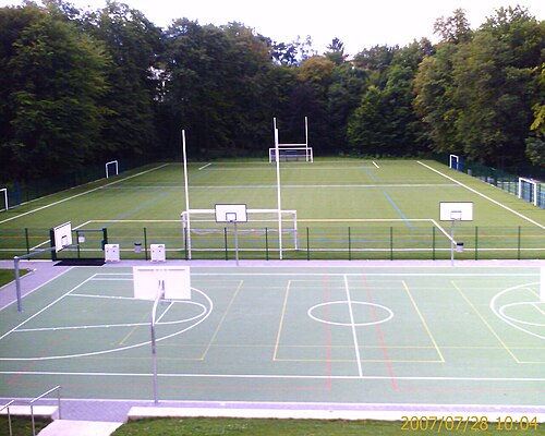 ملاعب اللعب في الحرم الجامعي La Grande Boissière