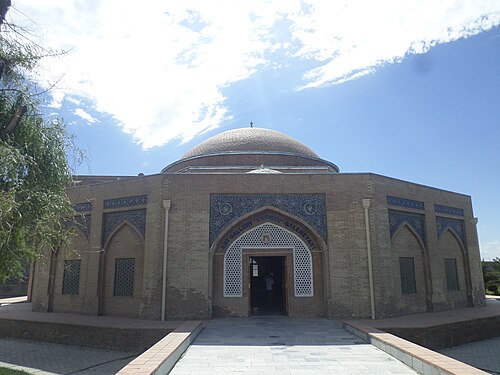 قبة تشورسو التجارية