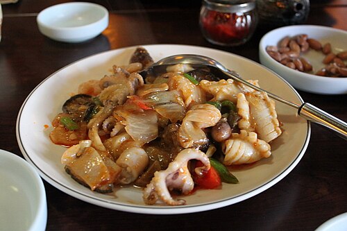 بالبوشاي (طبق الكنوز الثمانية)