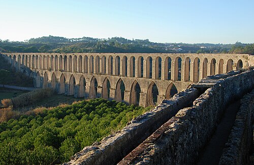 Aqueduto dos Pegões في تومار، البرتغال