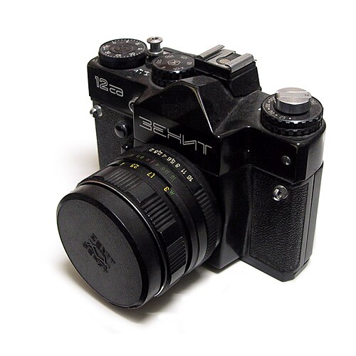 كاميرا زينيت 12 SLR