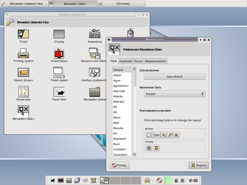 لقطة شاشة لبيئة سطح المكتب Xfce 4.2.2
