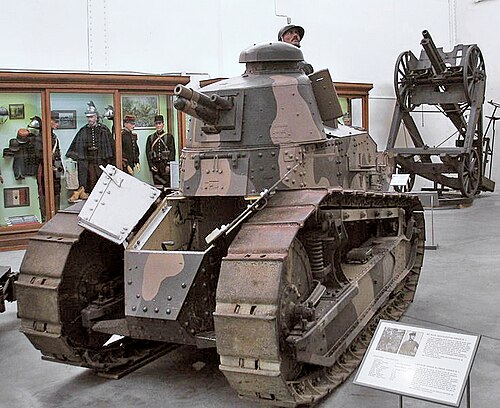 دبابة رينو FT-17