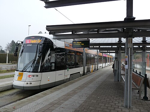 إحدى عربات الترام الـ 88 من طراز Flexity 2 التي طلبتها شركة De Lijn.