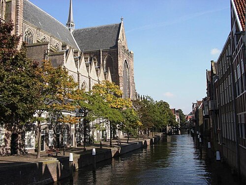 Pottenkade بجوار Grote Kerk