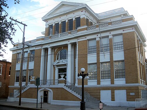 Circulo Cubano (Cuban Club)