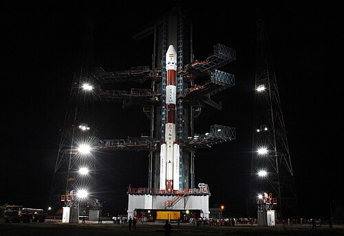 تقوم شركة OFB بتزويد المواد الدافعة والمتفجرات اللازمة لصاروخ PSLV التابع لمنظمة أبحاث الفضاء الهندية (ISRO).