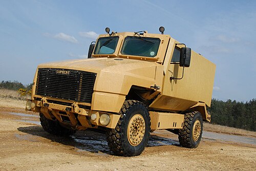 نموذج أولي لـ SPV 400 في عرض إعلامي في المملكة المتحدة في لونغ فالي.