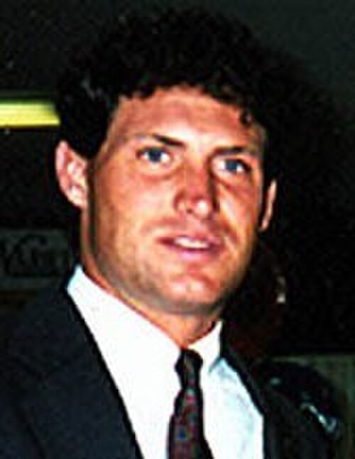 ستيف يونغ عام 1990