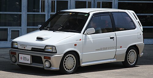 سوزوكي ألتو وركس RS-R (CC72)