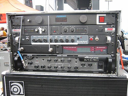 جهاز باس مع مضخم صوت Ampeg SVT-6 Pro