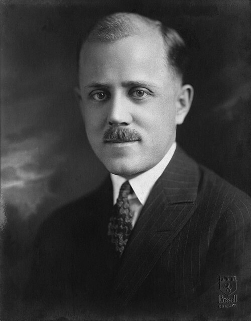 كريستيان كينت نيلسون، المؤسس المشارك لشركة إسكيمو باي، في عام 1922