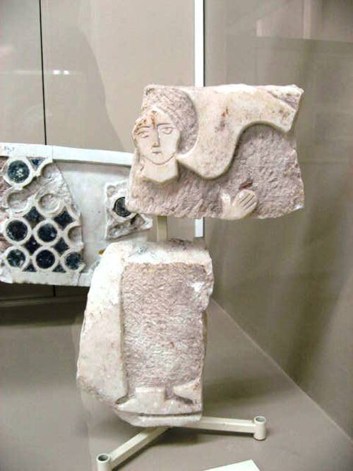 قطعة من الرخام من أيقونة قصر بوكوليون مع ملاك.