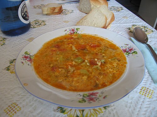 ciorbă الرومانية