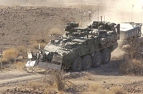 مركبة فرقة المهندسين M1132 (ESV) التي تم إصدارها لفرق المهندسين القتالية في فرق القتال التابعة لألوية سترايكر التابعة للجيش الأمريكي