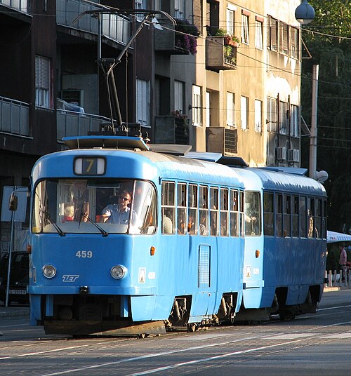 ČKD Tatra T4YU، النوع 401، 95 وحدة تم بناؤها في 1976-1982