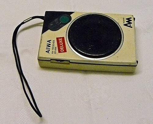 جهاز استقبال AM من نوع AIWA AR-888