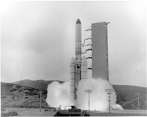 إطلاق صاروخ تايتان IIID من منصة الإطلاق SLC-4E